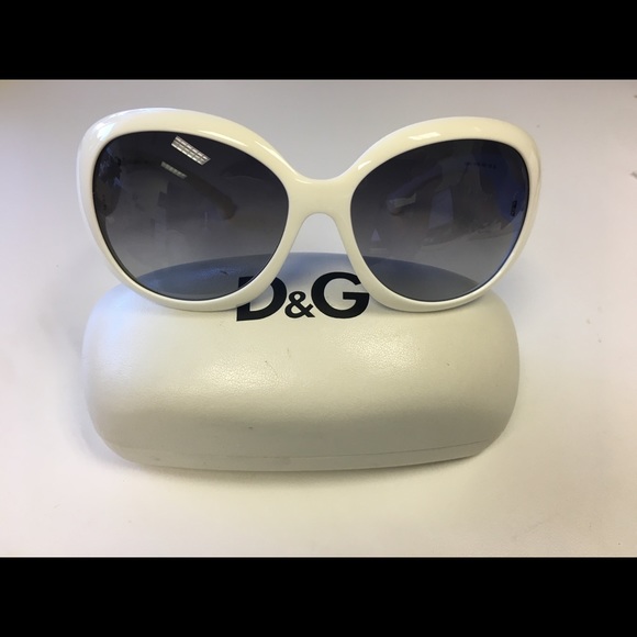 Dolce & Gabbana Accessories - Dolce &Gabbana sunglasses 🕶